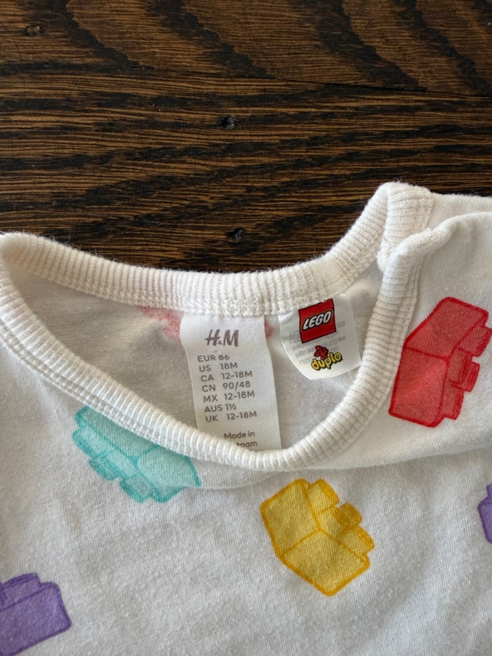 H&M Lego Duplo Patterned Long-Sleeved Baby One-Piece Bodysuit Size 18 Months - Picture 7 of 10